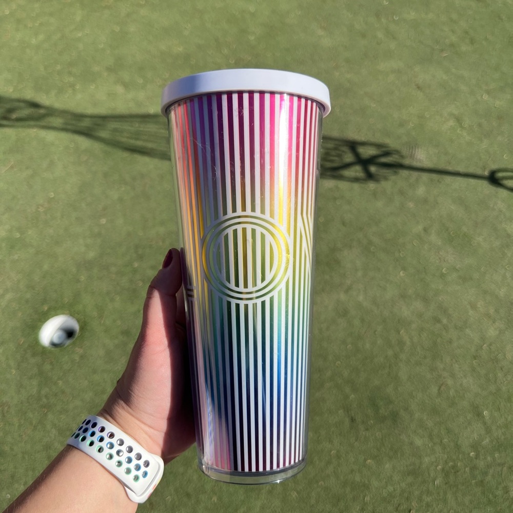 2019 Starbucks Love Tumbler *no straw*